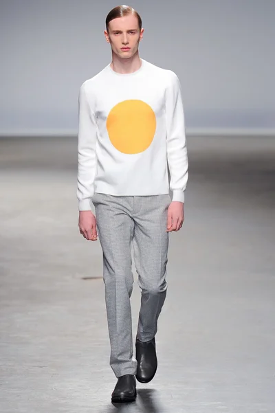 Look 18
